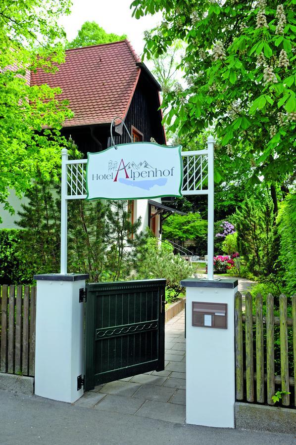 Hotel Alpenhof Gauting Exteriér fotografie
